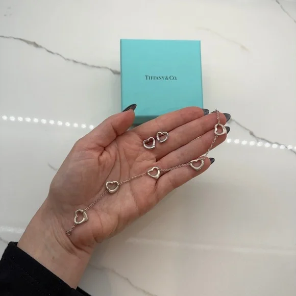 Tiffany & Co. Elsa Peretti Open Heart Bracelet and Earring Set - Picture 4 of 7